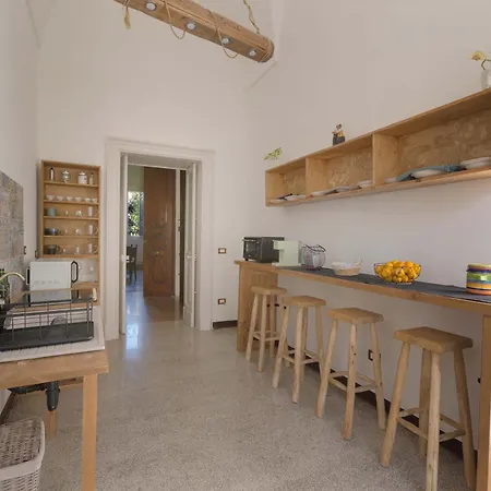 Dongiovanni Guest house
